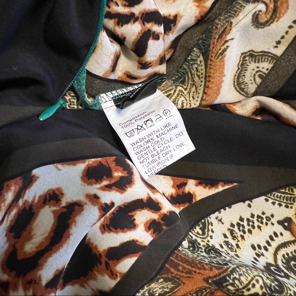 SHEIN SXY Leopard & Paisley Print Colorblock Lantern Sleeve Belted Romper - Picture 13 of 14